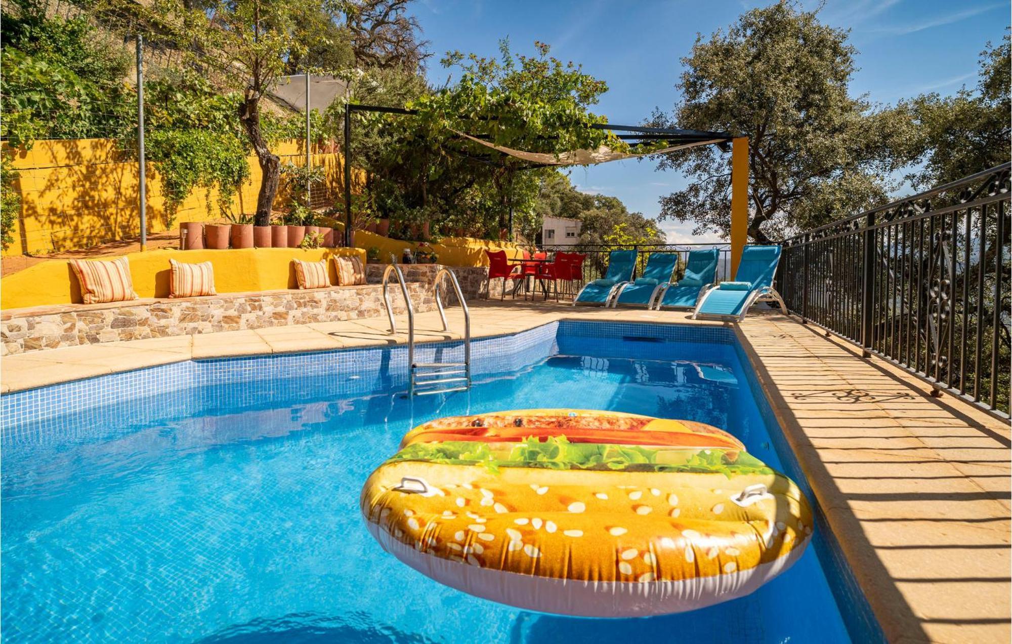 Amazing Cottage In Algatocin With Kitchen Ngoại thất bức ảnh